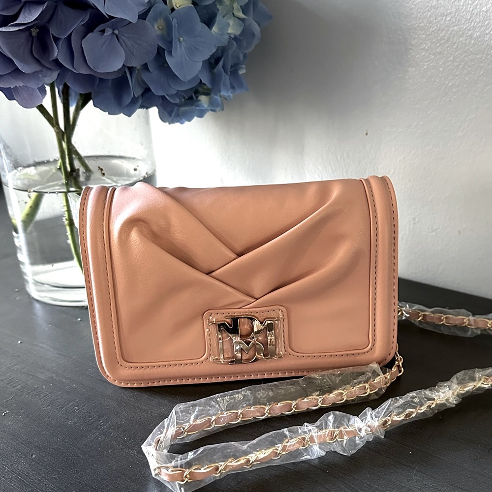 NWT Badgley Mischka crossbody